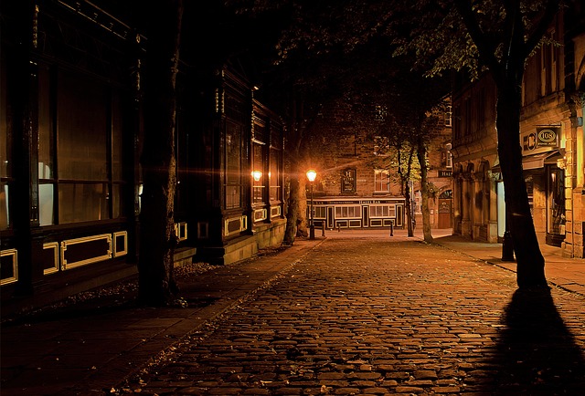 Urban Freeze: Crafting Comfortable Urban Spaces Across Philly